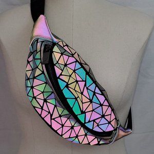 Holographic reflective fanny pack
